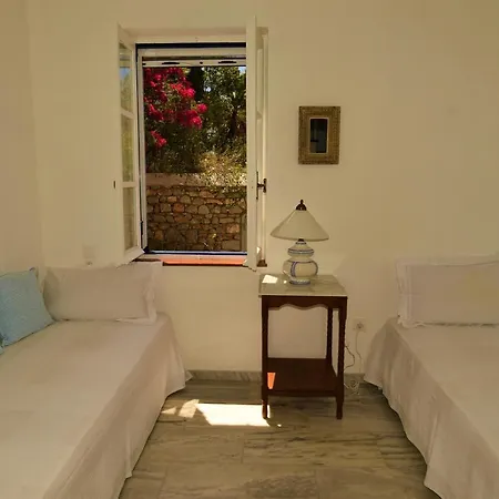 Sunset Hydra Apartment